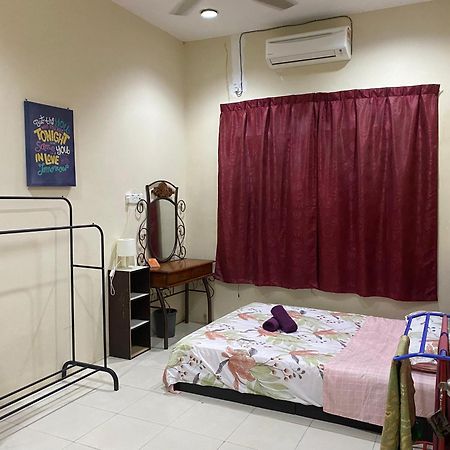 Zulikhwani Homestay Mersing Exterior foto